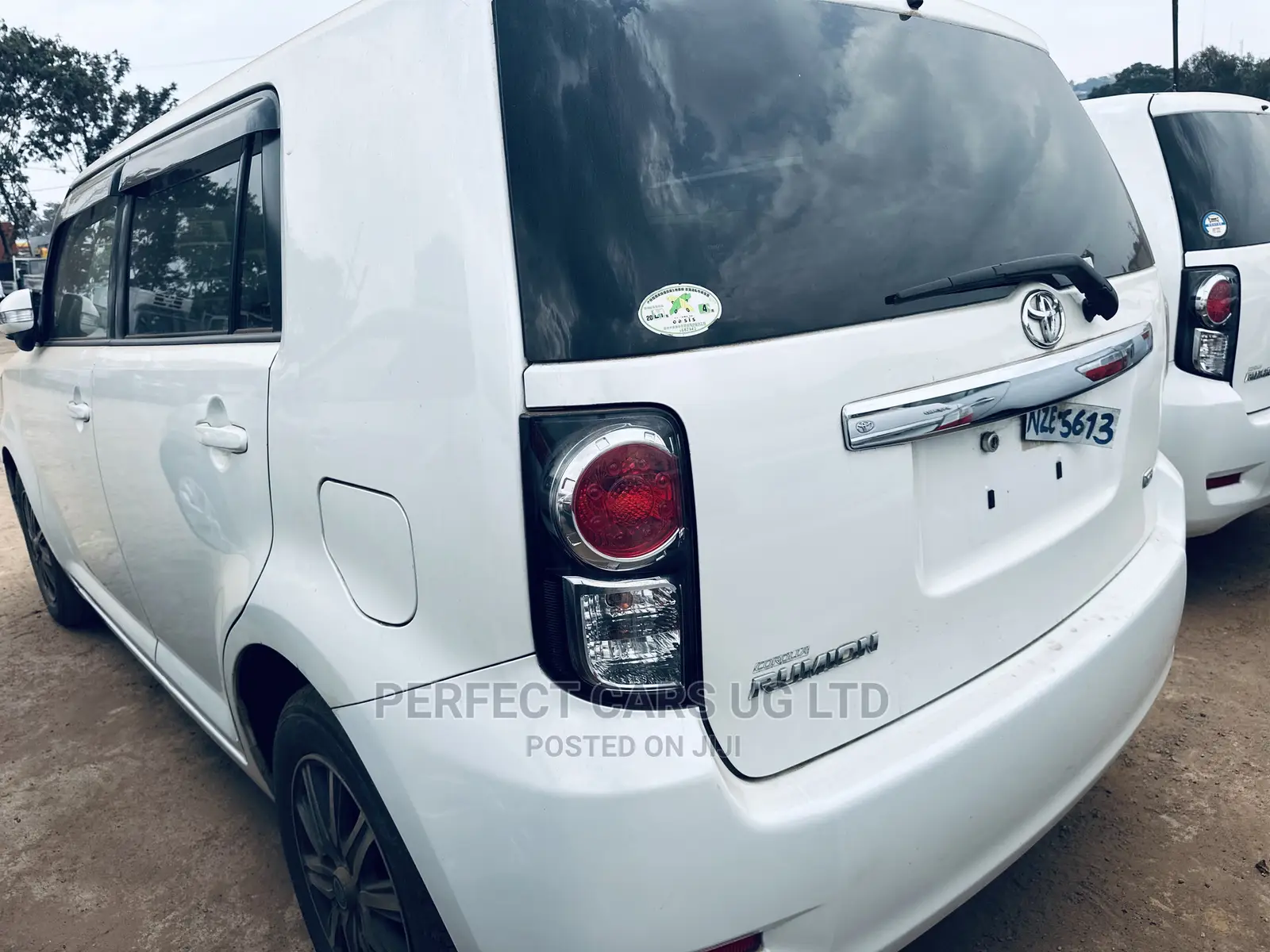 Toyota Corolla Rumion Hatchback 1.5 FWD 2010 Off white