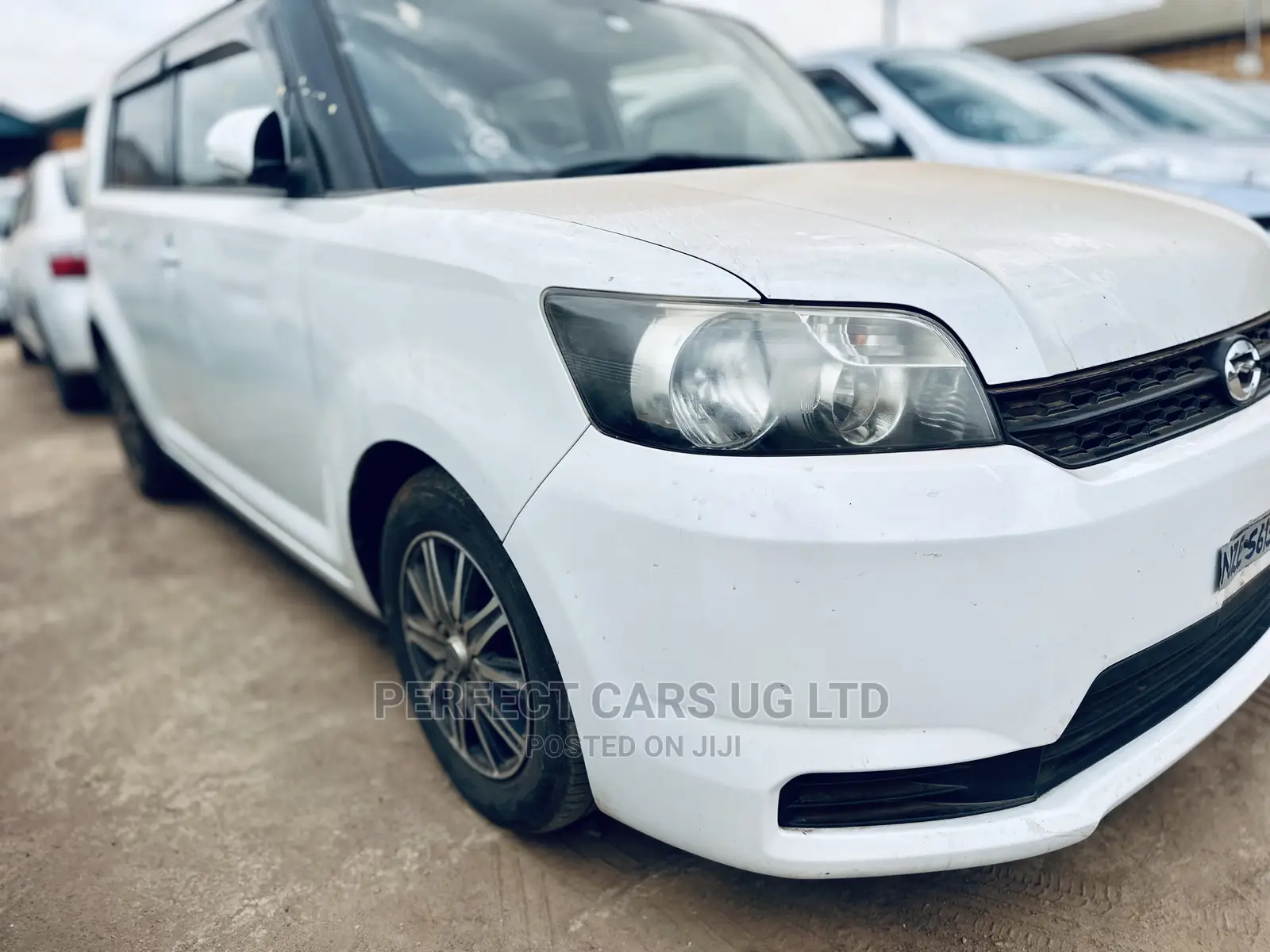 Toyota Corolla Rumion Hatchback 1.5 FWD 2010 Off white