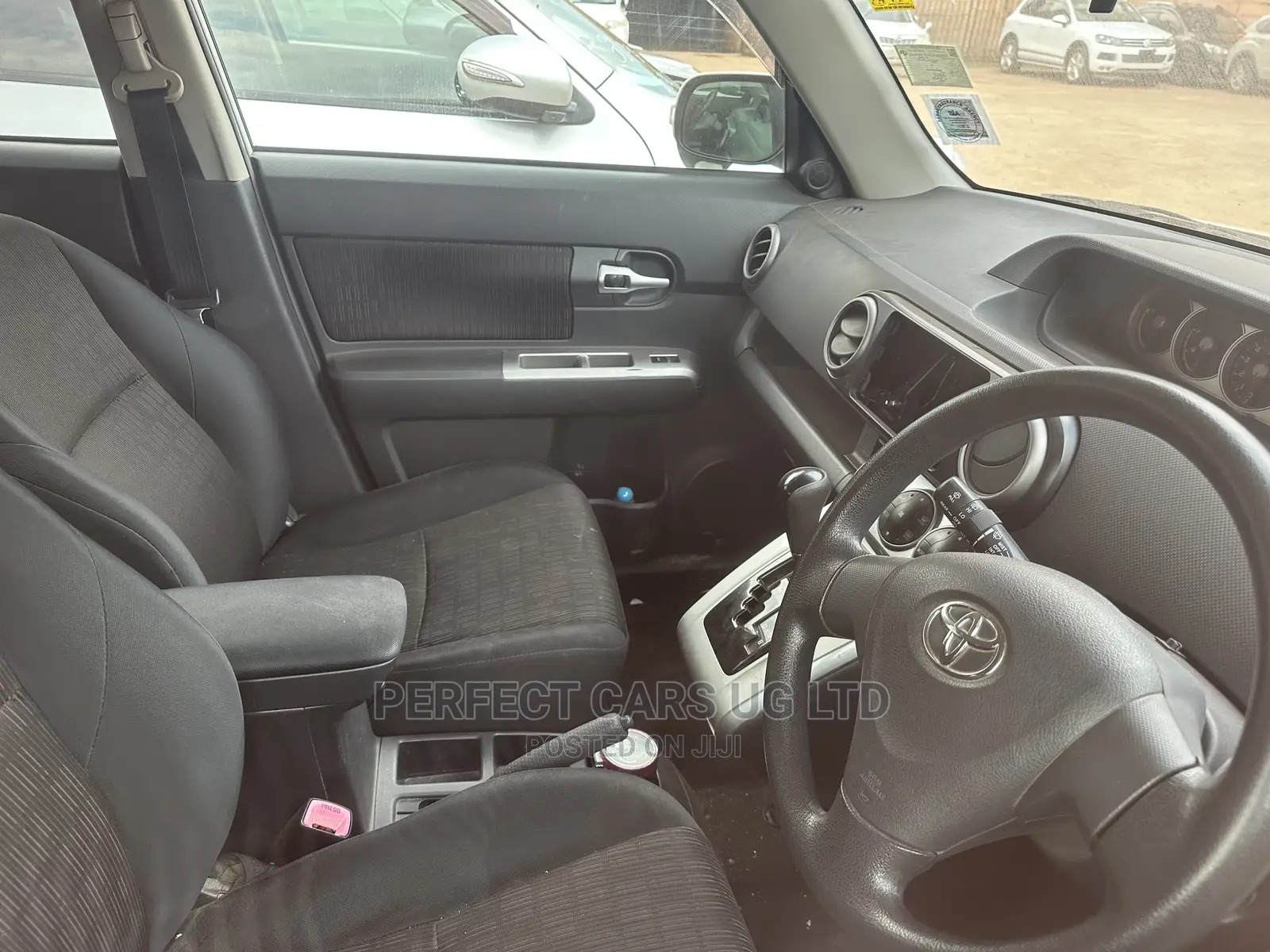 Toyota Corolla Rumion Hatchback 1.5 FWD 2010 Off white