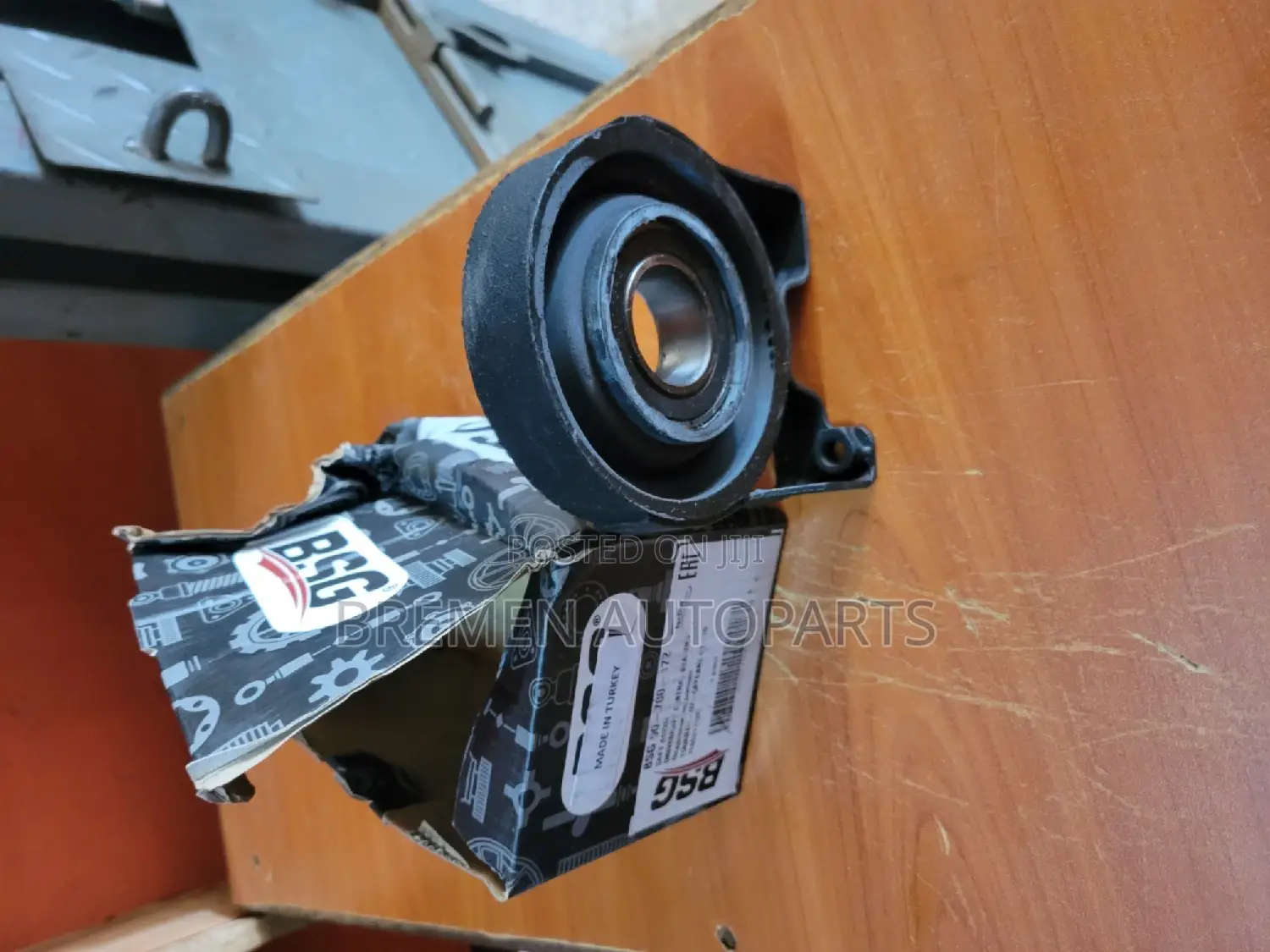 Center Bearing Tourage