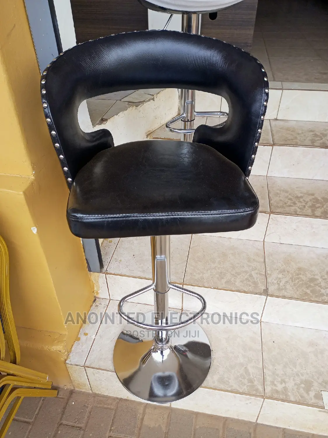 Executive Counter Chair