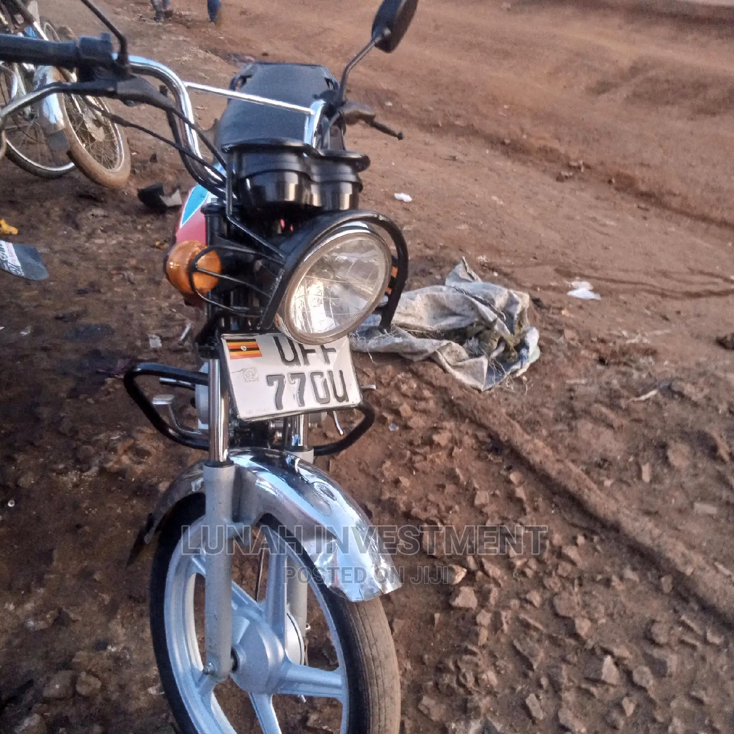 Bajaj Boxer 100 2021 Red