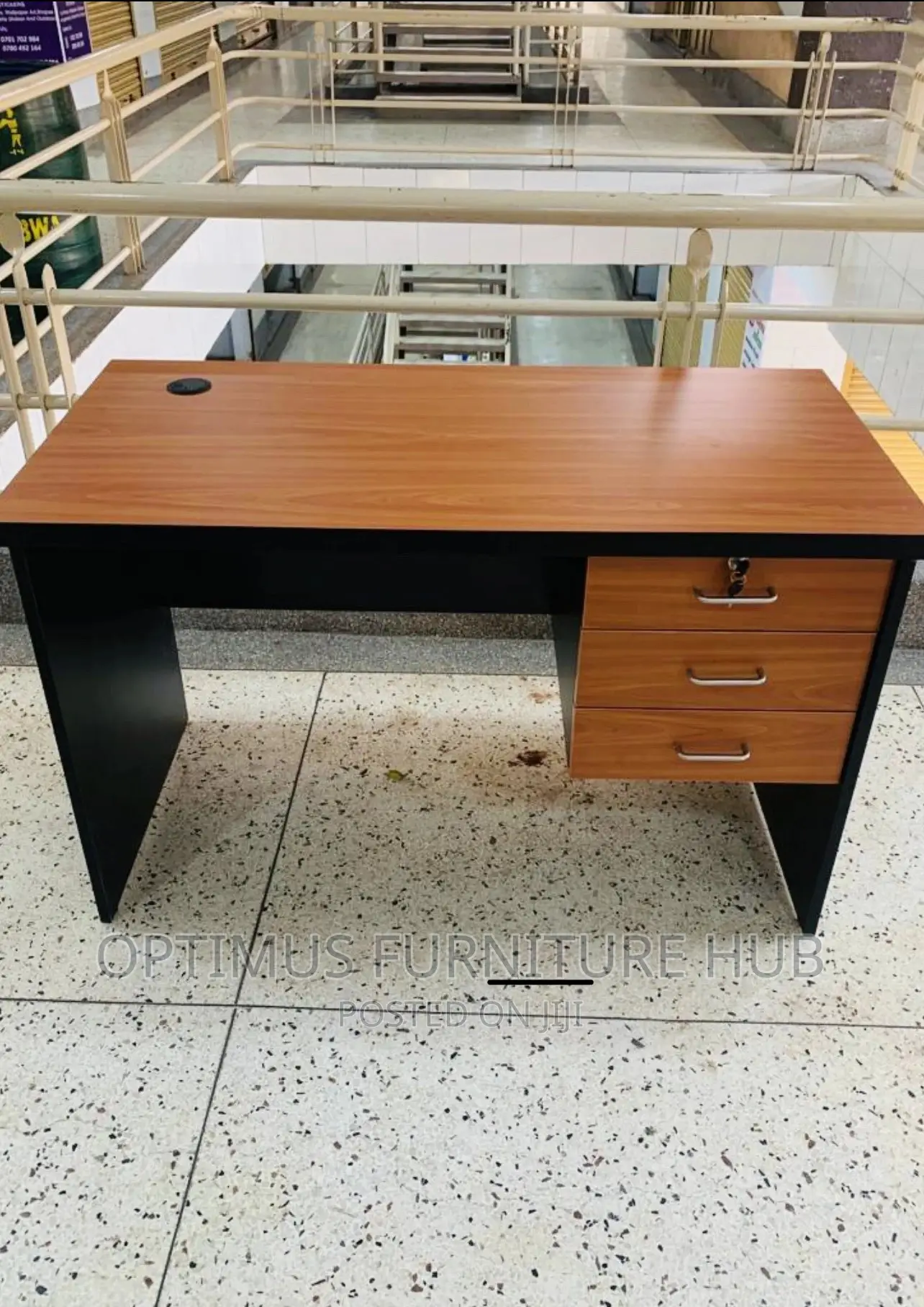 Office Desk