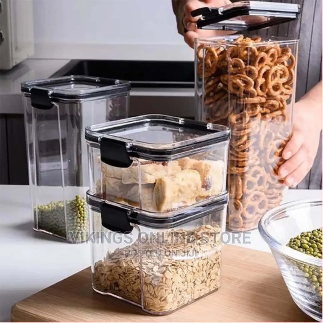 700ml 4-Piece Plastic Transparent Plain Storage Box
