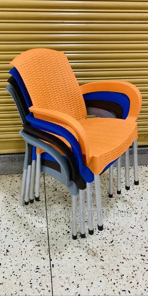 Plastic Chair (Round)