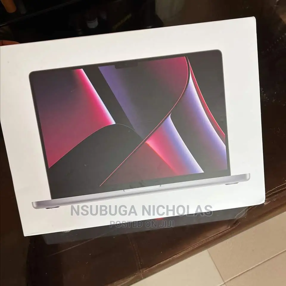 New Laptop Apple MacBook Pro 2023 M2 8GB Apple M2 SSD 256GB