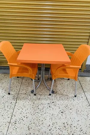 Two Seater (Square)