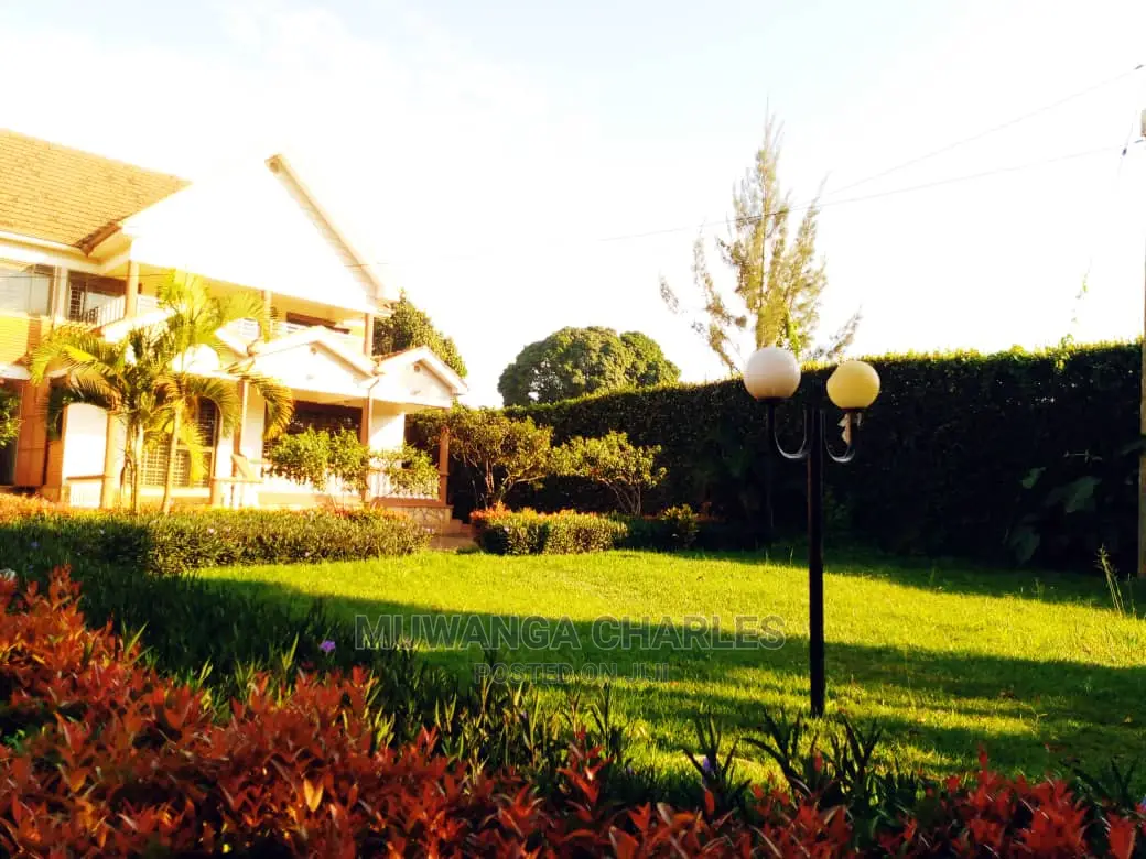 6bdrm Duplex in Fs Properties Ltd, Nakawa for sale