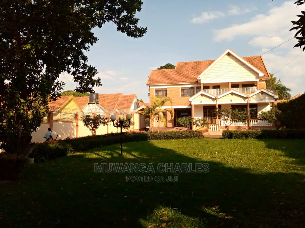 6bdrm Duplex in Fs Properties Ltd, Nakawa for sale