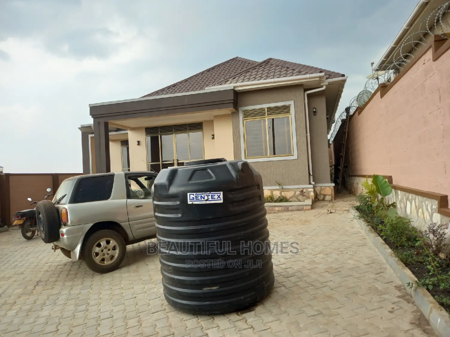Furnished 3bdrm House in Nakwero Wealthy, Kira for sale