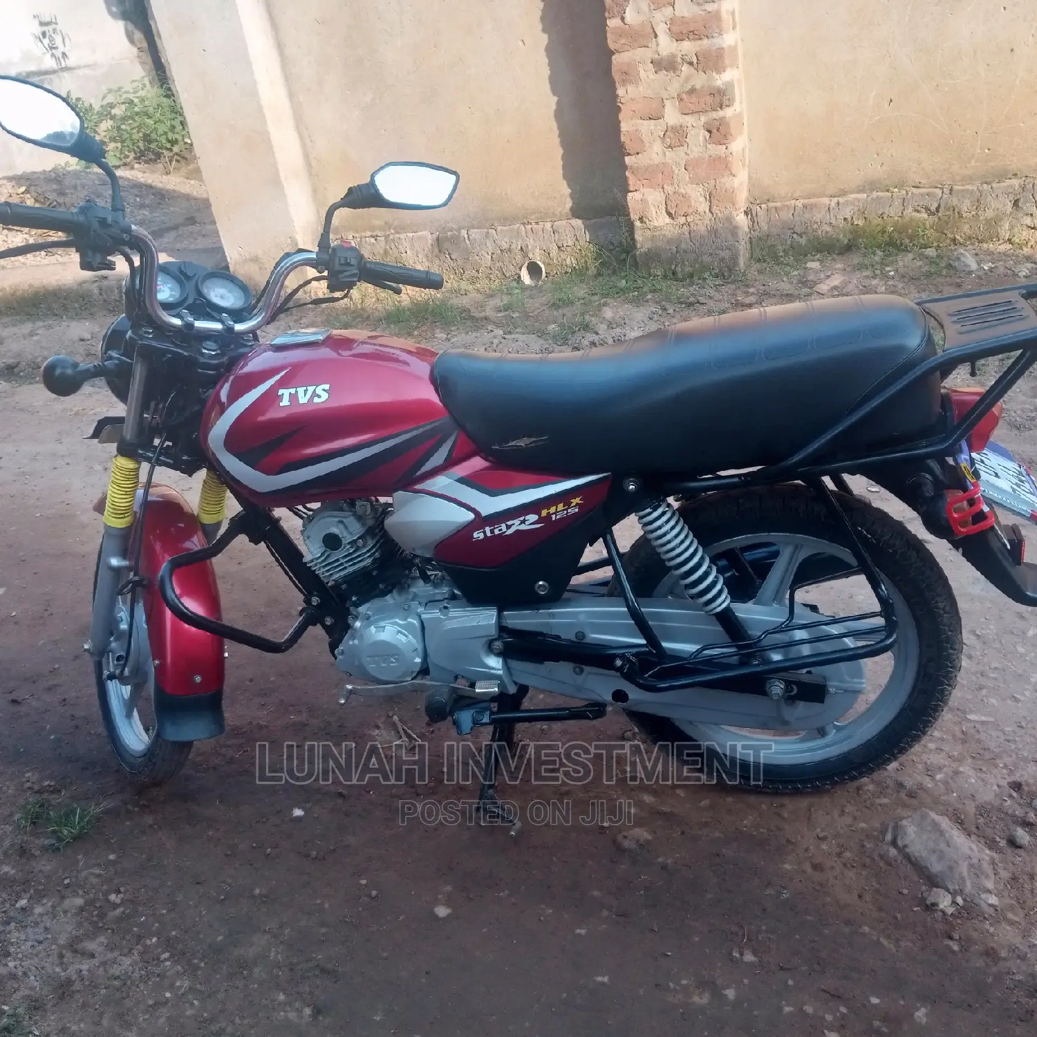 TVS HLX 125 2022 Red