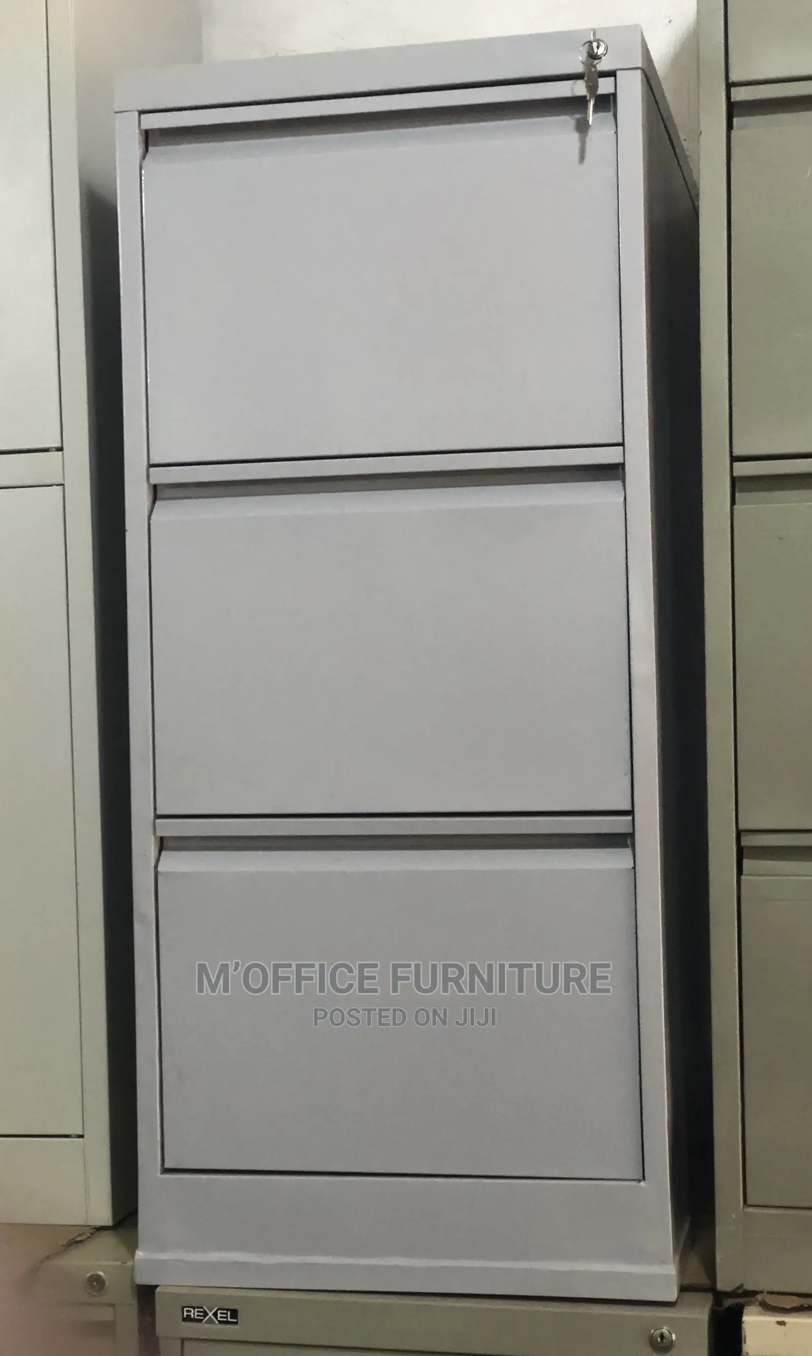 3-Drawers Metallic File Cabinets