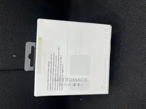 Genuine 35W Apple Dual USB-C Port Charging Adapter