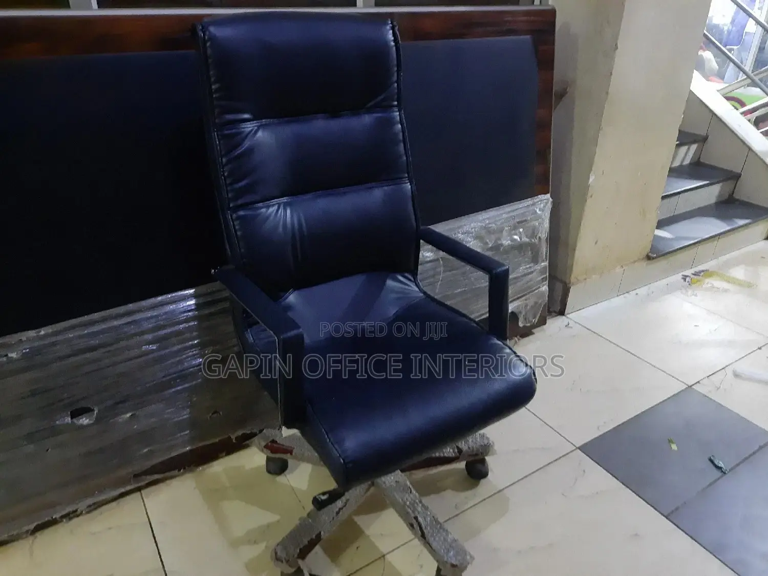 Long Back Executive Chair