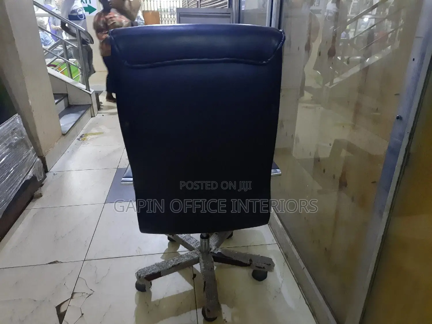 Long Back Executive Chair