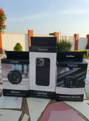iPhone 14 Pro Max - Sandmarc Wide Lens and Anamorphic Lens