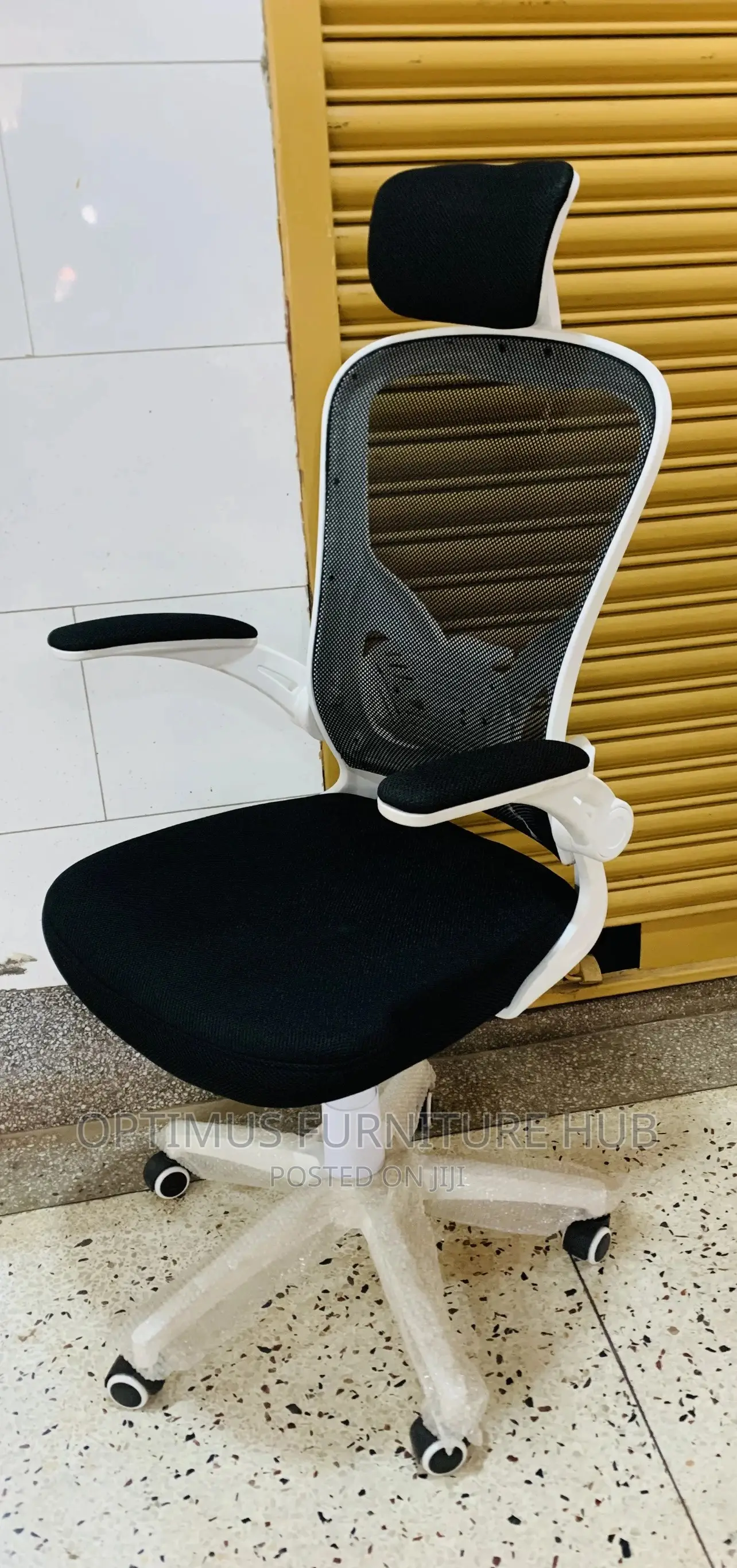 Office Chair (White)