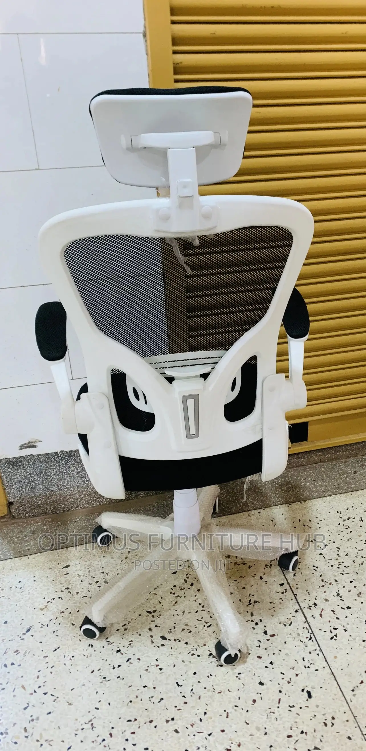 Office Chair (White)