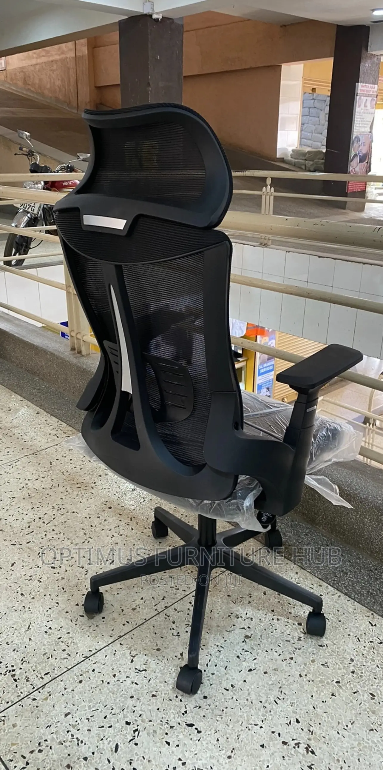 Executive Office Chair (Black)