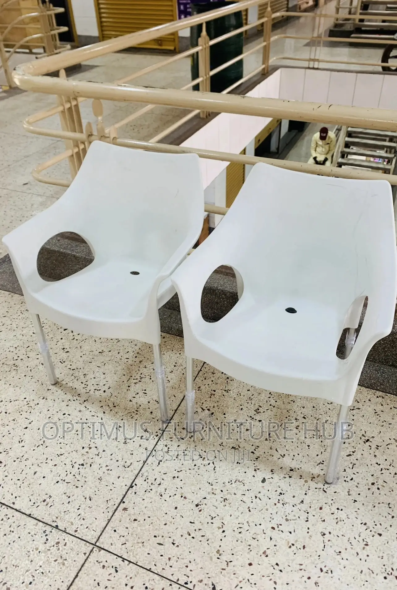 Nile Chair