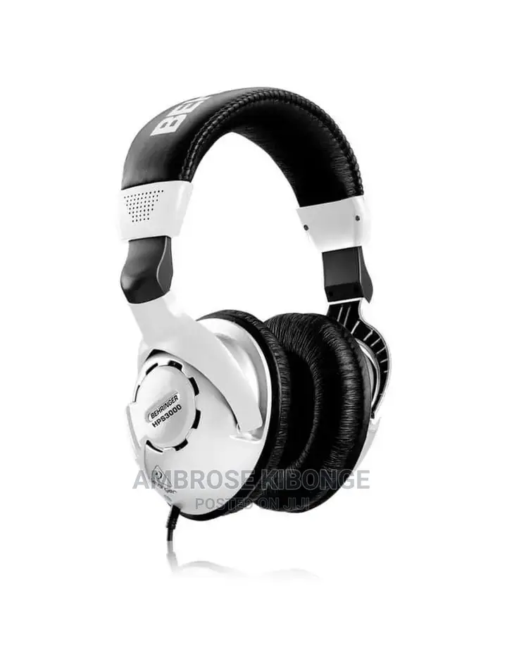 Excellent Sound Quality BEHRINGER HPS3000 Studio Headphones.