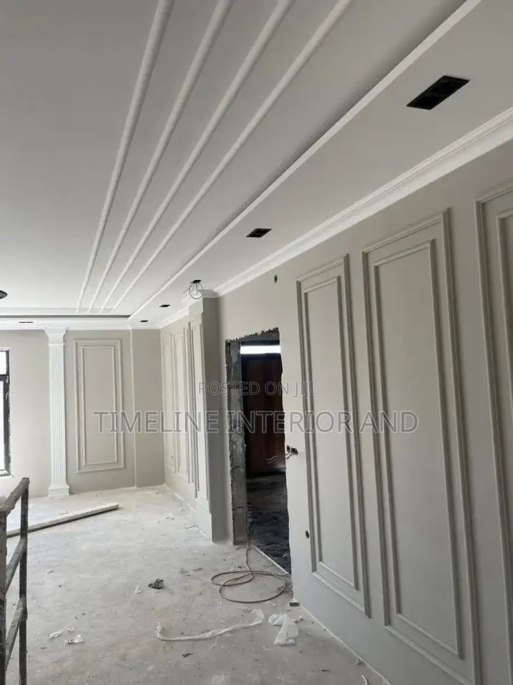 Photo Frames Wall Molding.