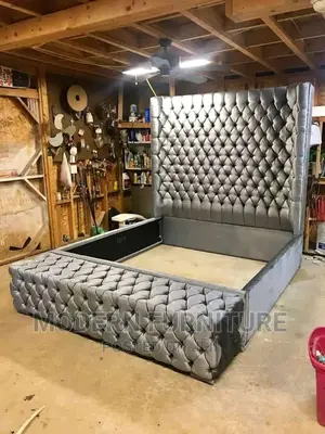 Modern Dressed Bed of 6 X 6 Feet Call On