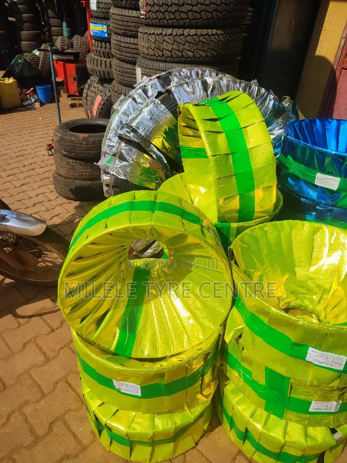 265/70r19.5 Rims