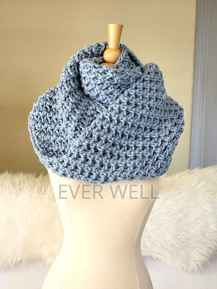 Trendy Crotchet Scarf