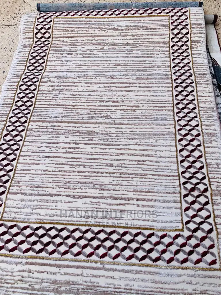 Hanan Carpets