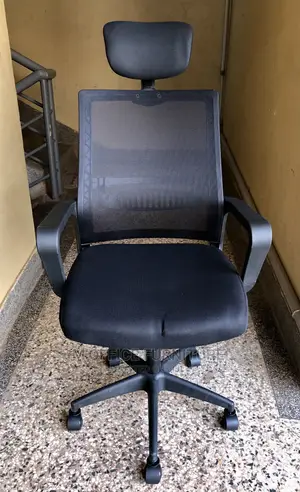 Headrest Office Chairs