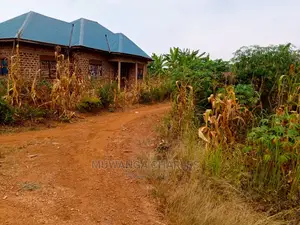 Plot's in Matugo Kigogwa on Quick Sale
