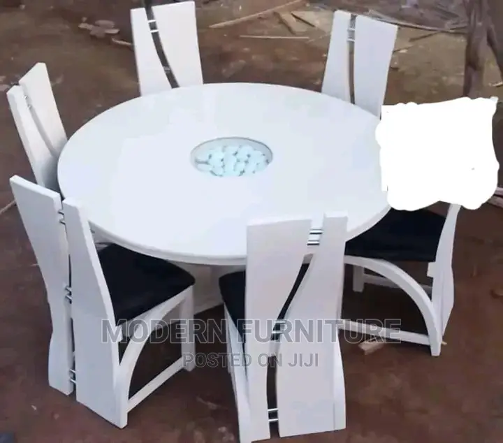 Dinning Table of 6 Seaters Call Us On