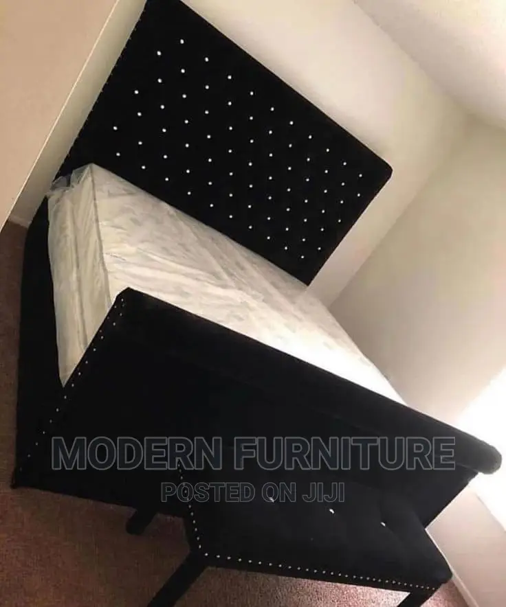 Dressed Bed of 6 X 6 Feet Order With Us On