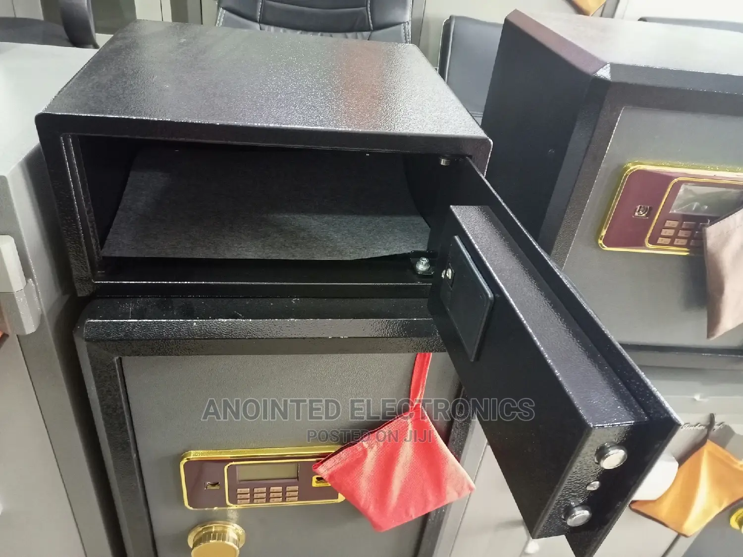 Safe Cash Box, Digital With A Key