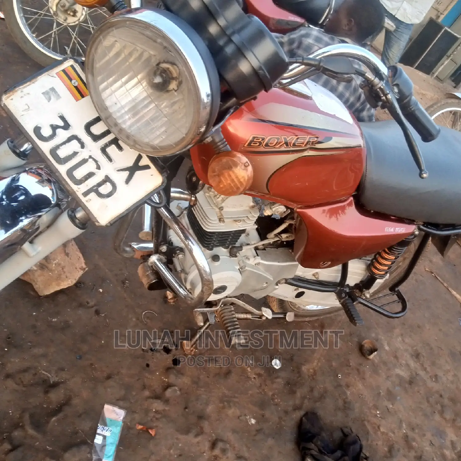 Bajaj Boxer 100 2021 Red