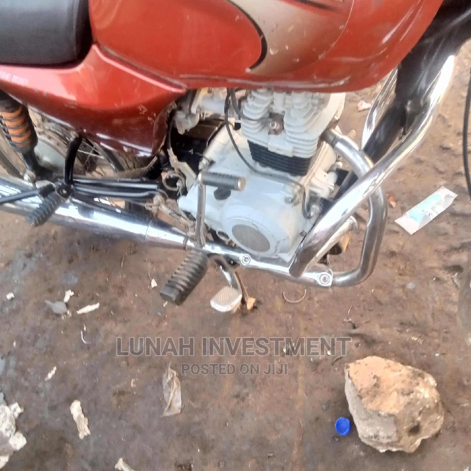 Bajaj Boxer 100 2021 Red