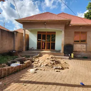 Photo - 3bdrm Bungalow in Buloba Near Forest, Division A for sale