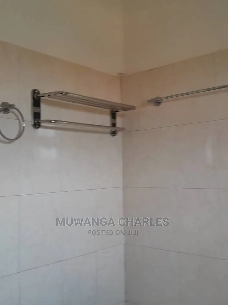 5bdrm Duplex in Fs Properties Ltd, Division B for sale