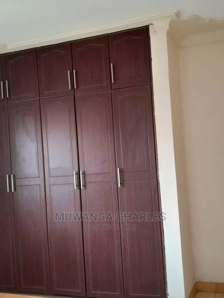 5bdrm Duplex in Fs Properties Ltd, Division B for sale