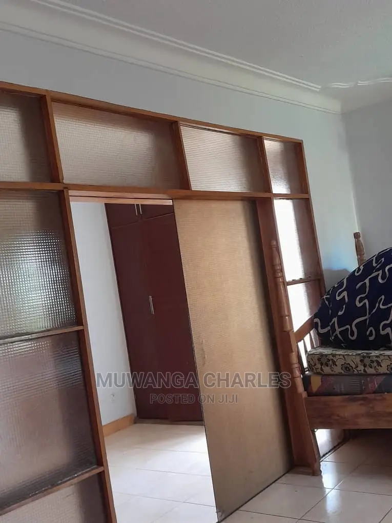 5bdrm Duplex in Fs Properties Ltd, Division B for sale