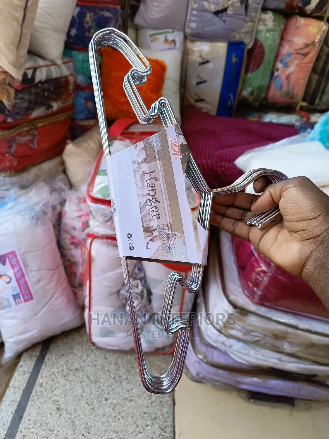 10pcs Metallic Hangers