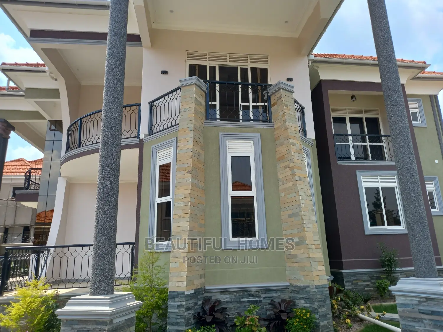 Furnished 6bdrm Mansion in Najjera All Tarmack, Nakawa for sale