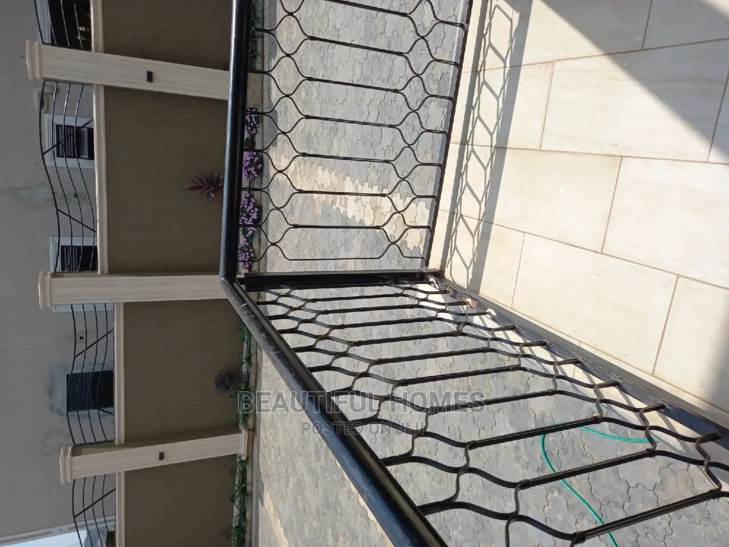 Furnished 6bdrm Mansion in Najjera All Tarmack, Nakawa for sale