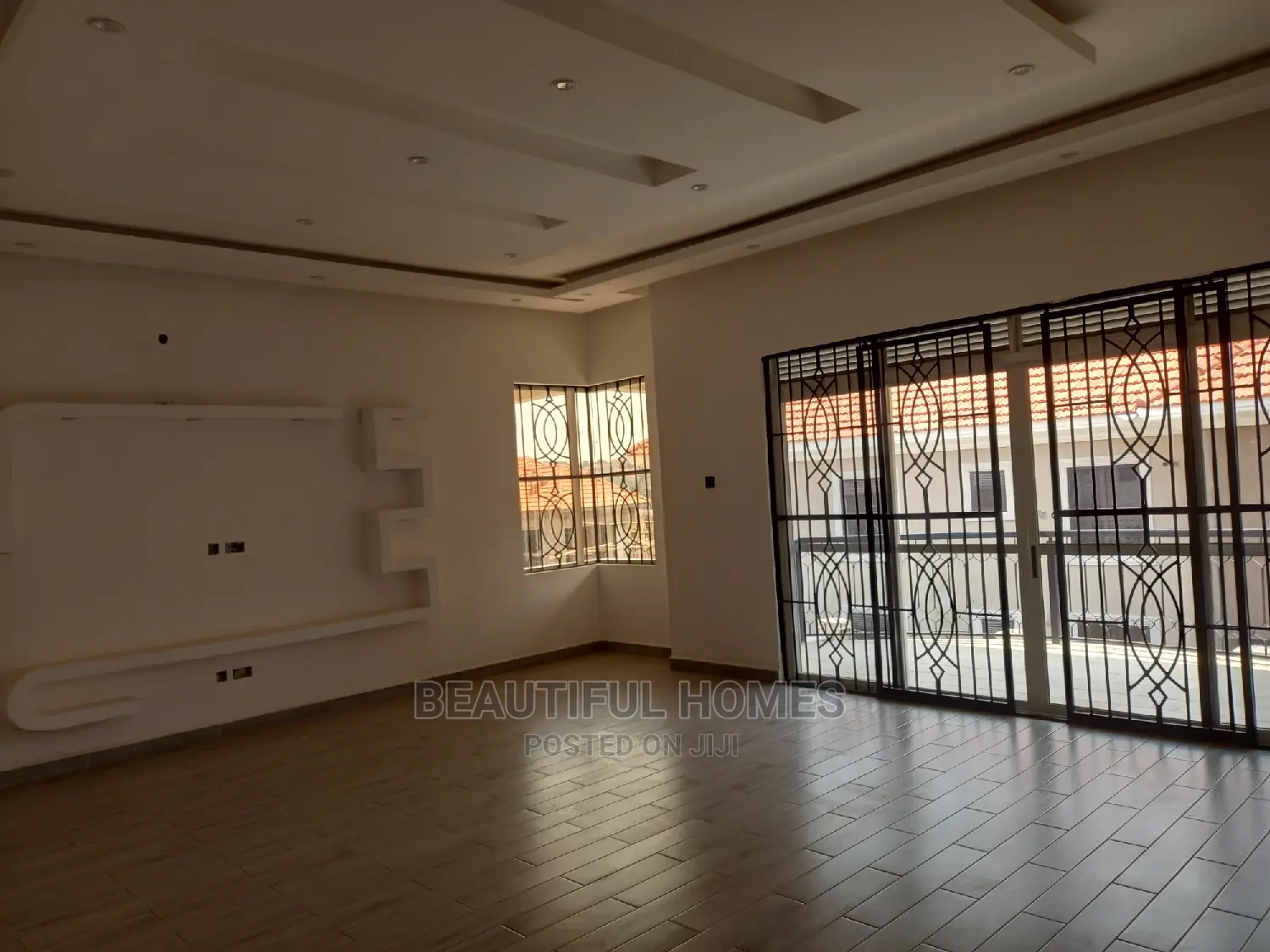 Furnished 6bdrm Mansion in Najjera All Tarmack, Nakawa for sale