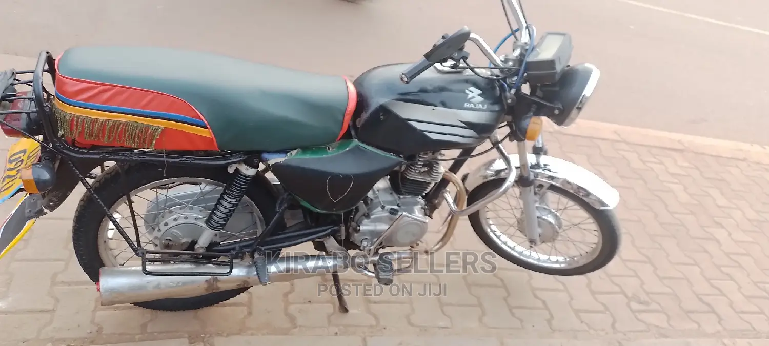 Bajaj Boxer 2018 Black