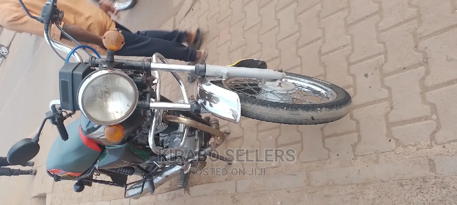 Bajaj Boxer 2018 Black