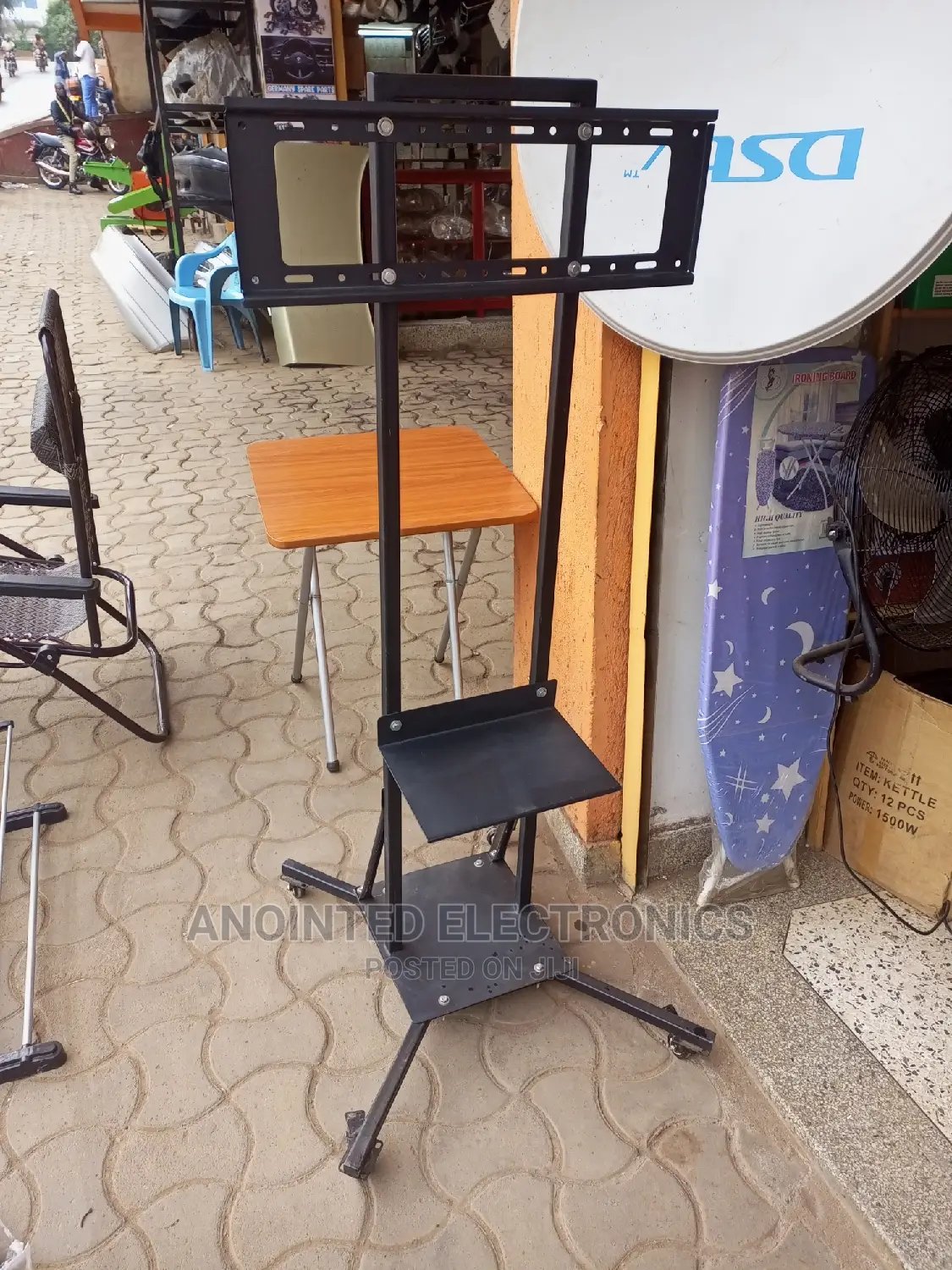 Conference Tv Stand