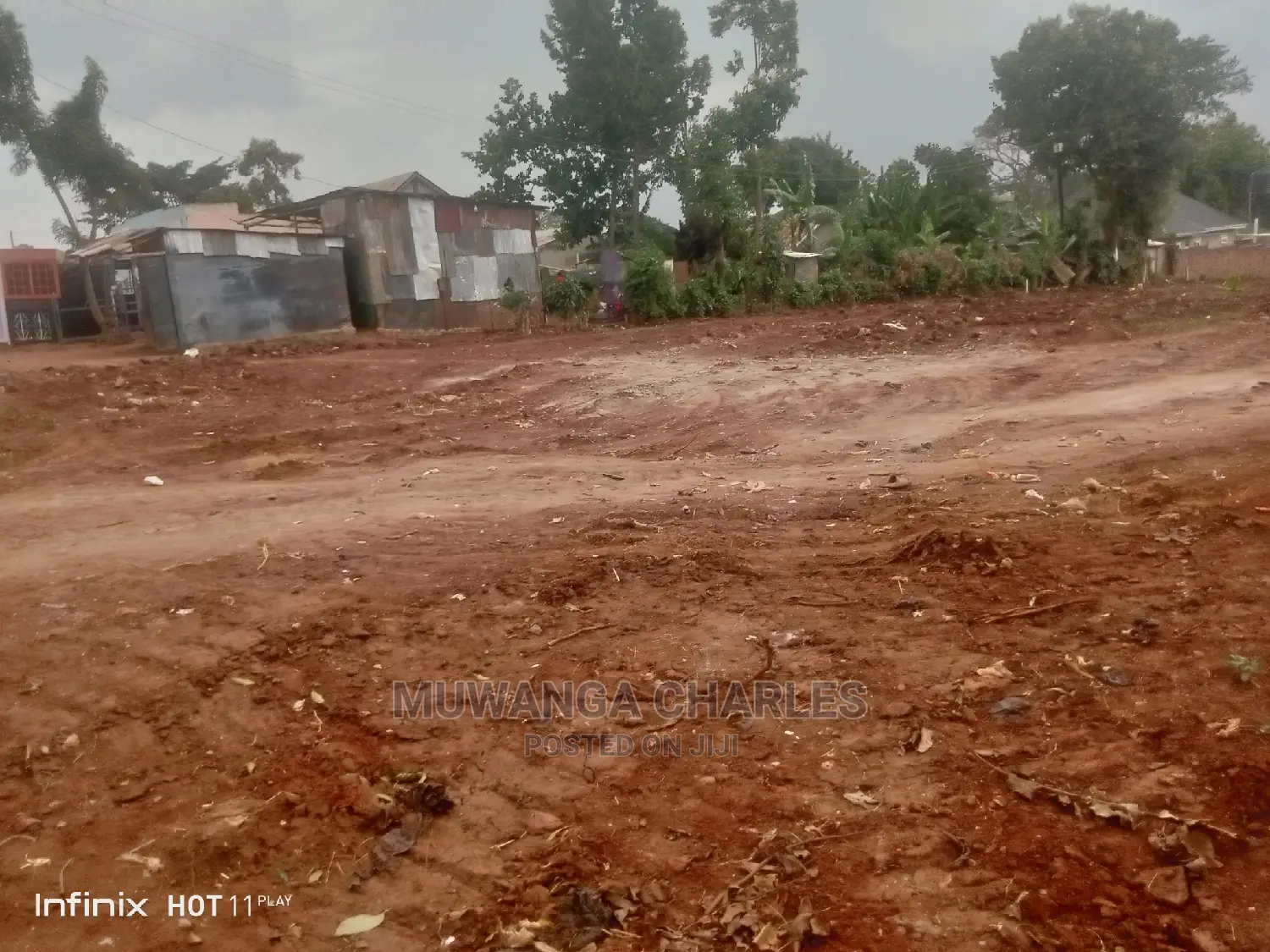 Commercial Land in Gayaza Manyagwa Nakwero on Quick Sale