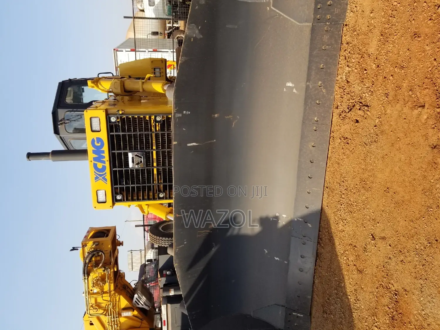 Hire Sinotrucks and Heavy Machines